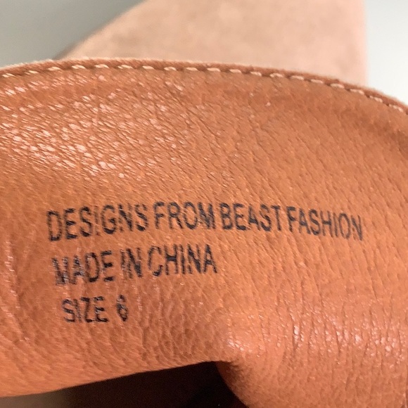 Beast Fashion pointy leather triple buckle western heels Tan booties size 6 NWOT - Picture 10 of 16